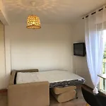 Spacieux Lumineux Proche Du Centre Apartman