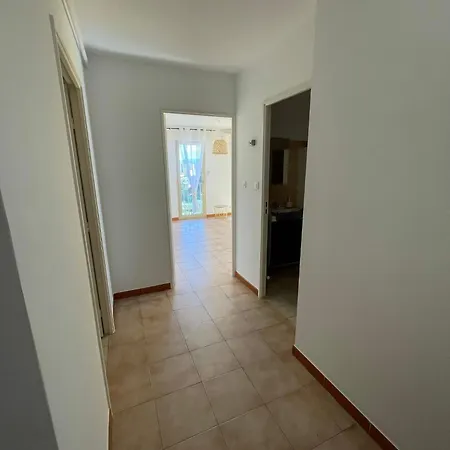 Apartment Spacieux Lumineux Proche Du Centre Ajaccio (Corsica)